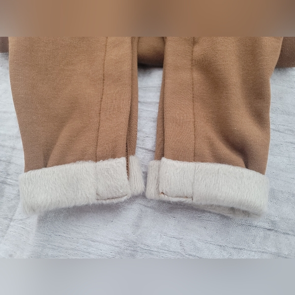 (NWT) Baby Gap Fleece lined onsie 3-6 months - Picture 4 of 8